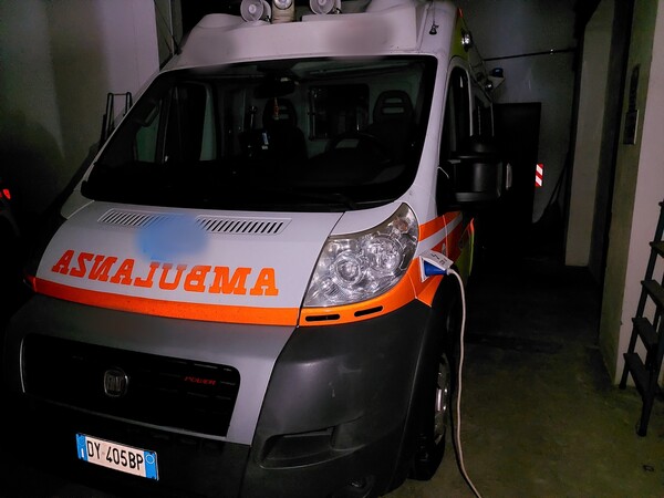 1#7479 Veicoli di soccorso d'emergenza attrezzati e materiale medico in vendita - foto 130