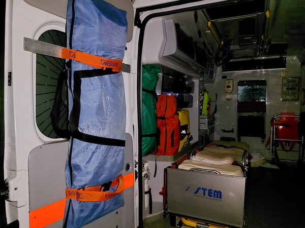 1#7479 Veicoli di soccorso d'emergenza attrezzati e materiale medico in vendita - foto 135