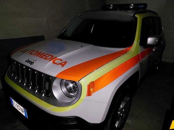1#7479 Veicoli di soccorso d'emergenza attrezzati e materiale medico in vendita - foto 146