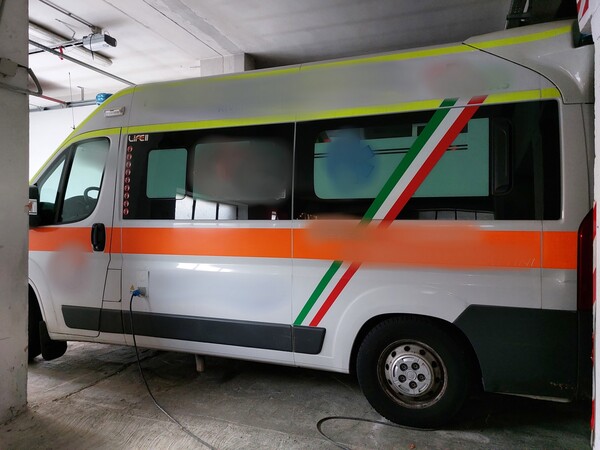 1#7479 Veicoli di soccorso d'emergenza attrezzati e materiale medico in vendita - foto 156