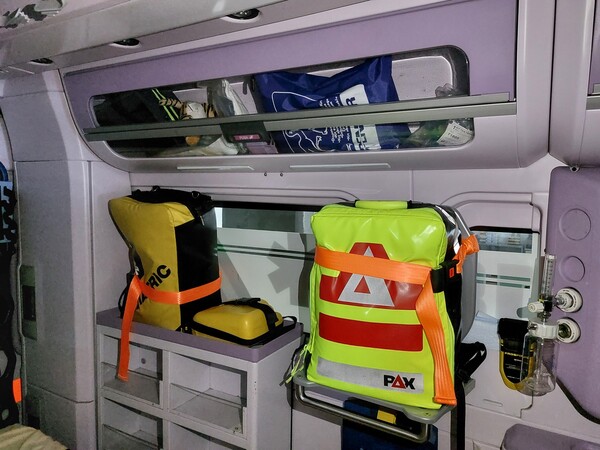 1#7479 Veicoli di soccorso d'emergenza attrezzati e materiale medico in vendita - foto 166