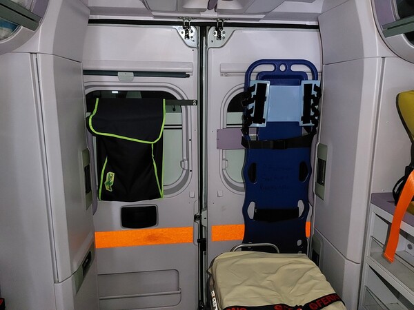 1#7479 Veicoli di soccorso d'emergenza attrezzati e materiale medico in vendita - foto 168