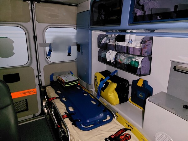 1#7479 Veicoli di soccorso d'emergenza attrezzati e materiale medico in vendita - foto 177