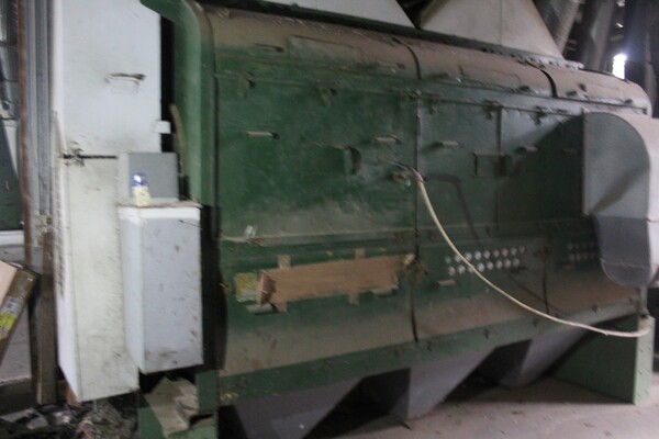1#7482 Macchinari e attrezzature per carbonizzo e autocarro Iveco in vendita - foto 2