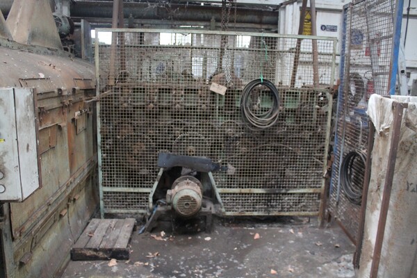 1#7482 Macchinari e attrezzature per carbonizzo e autocarro Iveco in vendita - foto 26