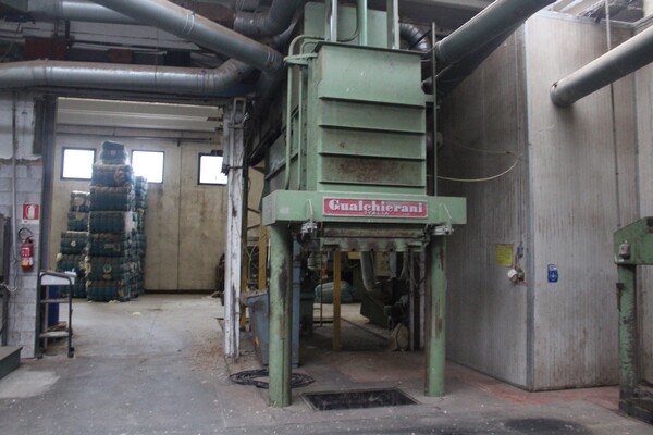 1#7482 Macchinari e attrezzature per carbonizzo e autocarro Iveco in vendita - foto 49