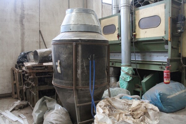 1#7482 Macchinari e attrezzature per carbonizzo e autocarro Iveco in vendita - foto 52