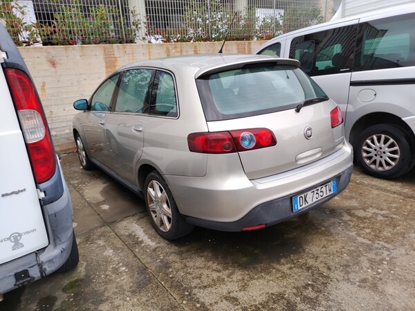 5#7487 Autovettura Fiat Croma in vendita - foto 1