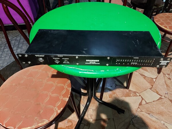1#7507 Attrezzature musicali e arredi in vendita - foto 17
