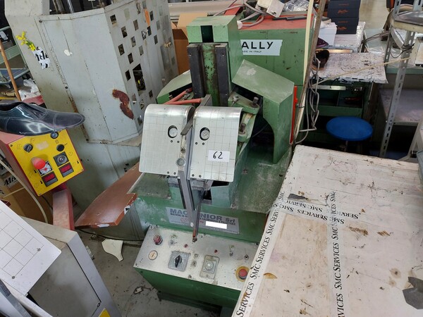 1#7518 Macchinari e attrezzature per calzaturificio in vendita - foto 2