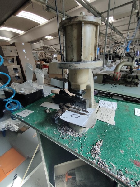 1#7518 Macchinari e attrezzature per calzaturificio in vendita - foto 44