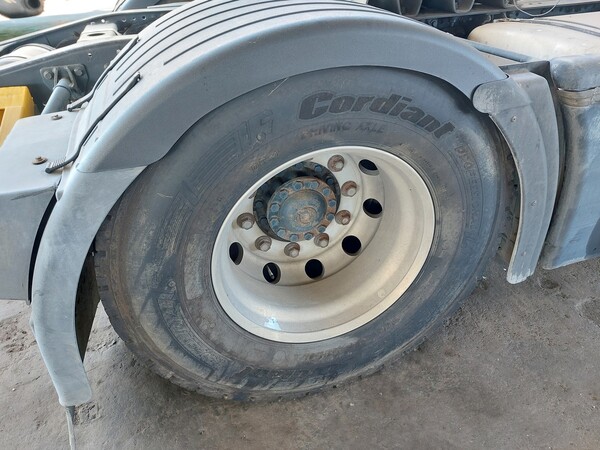 12#7528 Trattore per semirimorchio Iveco Magirus in vendita - foto 10
