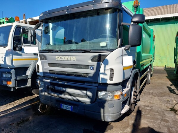 15#7528 Autocompattatore Scania in vendita - foto 1