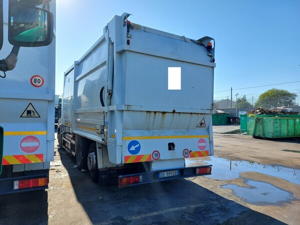 20#7528 Autocompattatore laterale Daimlerchrysler in vendita - foto 5