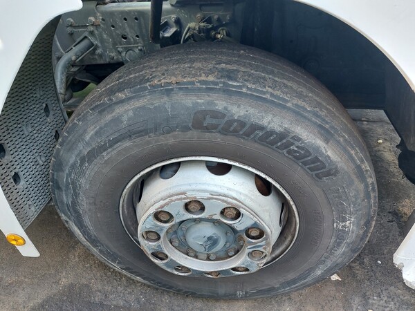 25#7528 Autocarro con scarrabile Daimlerchrysler in vendita - foto 9