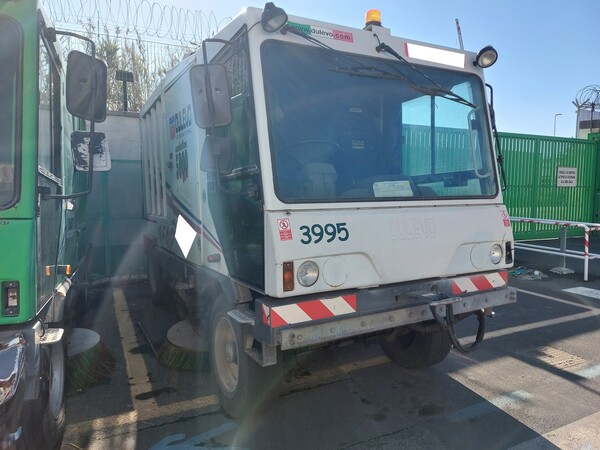 26#7528 Spazzatrice Dulevo in vendita - foto 2