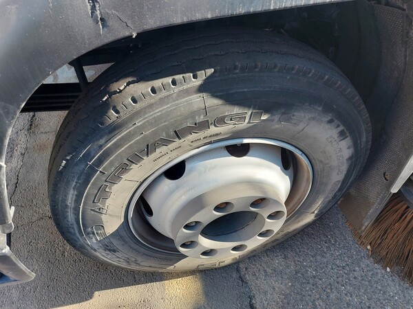 28#7528 Spazzatrice Iveco in vendita - foto 9