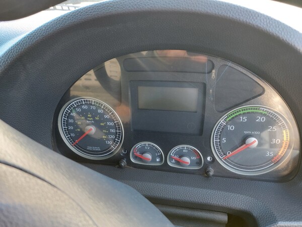 28#7528 Spazzatrice Iveco in vendita - foto 15
