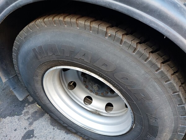 29#7528 Spazzatrice Iveco in vendita - foto 11
