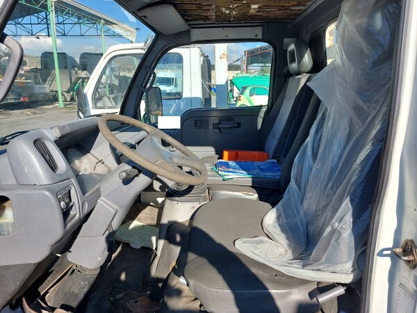 3#7528 Autocarro con pianale Nissan in vendita - foto 13