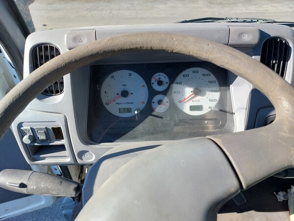 3#7528 Autocarro con pianale Nissan in vendita - foto 17