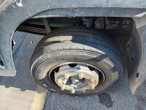 31#7528 Spazzatrice Iveco in vendita - foto 8