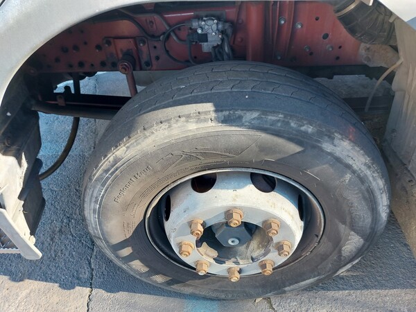 32#7528 Lavacassonetti Iveco in vendita - foto 8