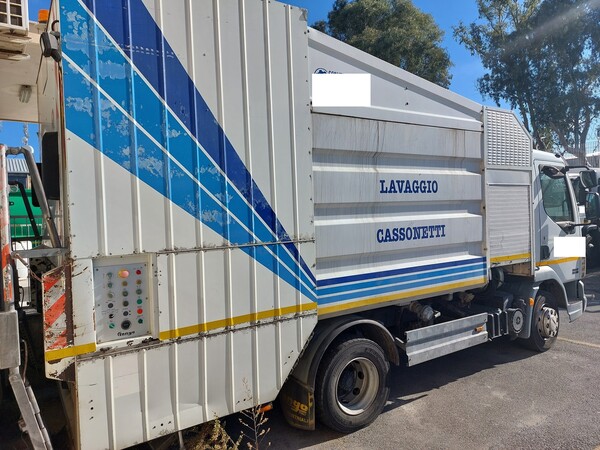 33#7528 Lavacassonetti Daf in vendita - foto 3