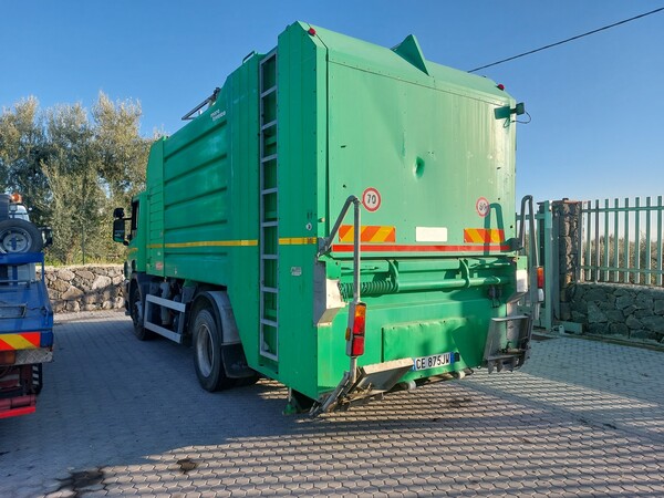 35#7528 Lavacassonetti-Lavastrade Scania in vendita - foto 3