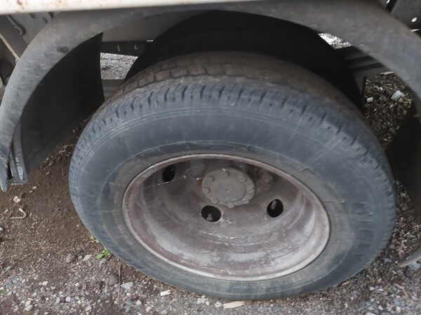 44#7528 Autocarro con pianale Renault in vendita - foto 6