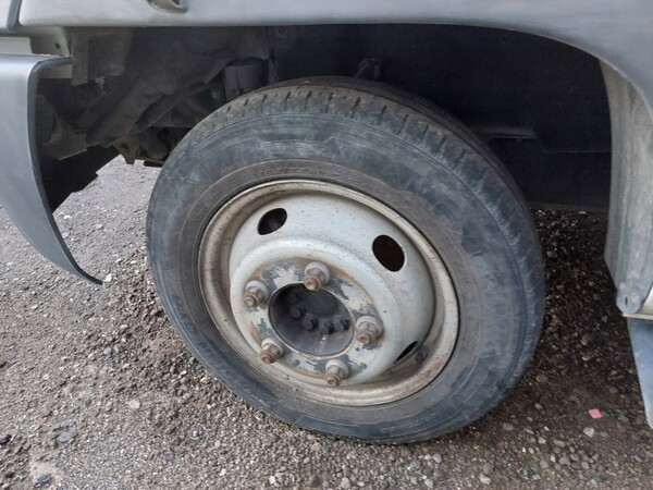 44#7528 Autocarro con pianale Renault in vendita - foto 8