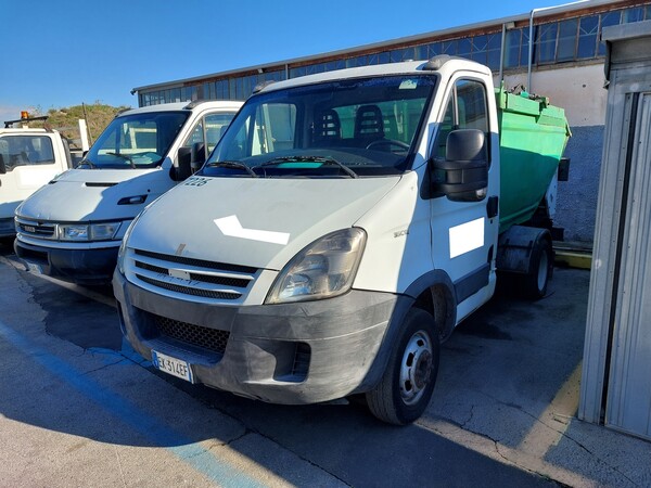 5#7528 Mini compattatore vasca Iveco in vendita - foto 2
