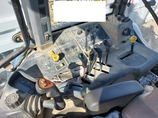 56#7528 Trattrice agricola New Holland in vendita - foto 10