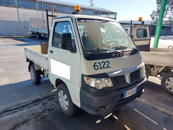6#7528 Autocarro con pianale Piaggio in vendita - foto 2