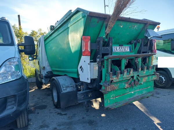 62#7528 Mini compattatore vasca Iveco in vendita - foto 3