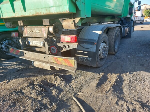 64#7528 Autocarro con scarrabile Volvo in vendita - foto 4