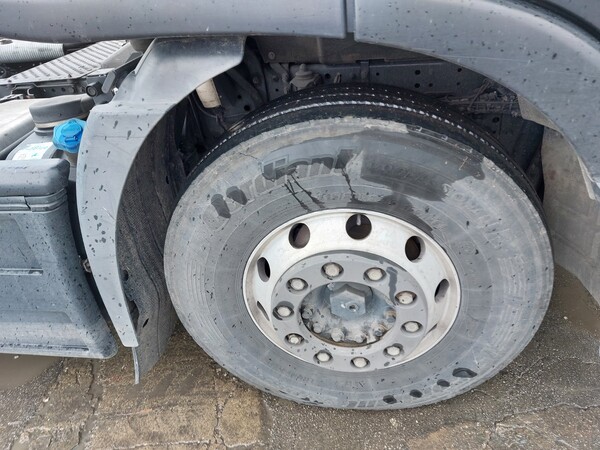 73#7528 Trattore per semirimorchio Iveco Magirus in vendita - foto 9