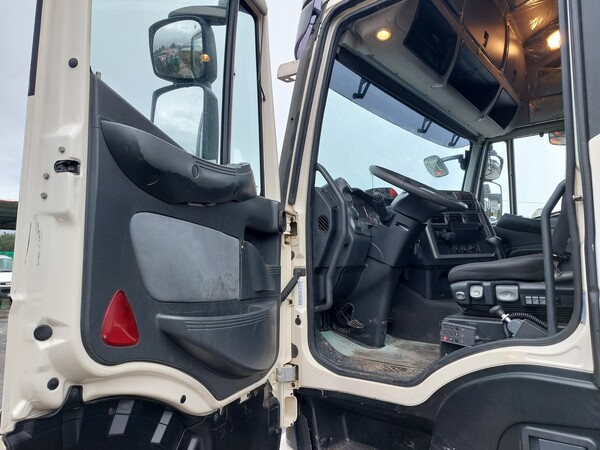 73#7528 Trattore per semirimorchio Iveco Magirus in vendita - foto 11