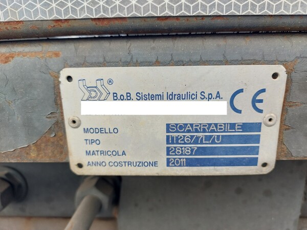 74#7528 Autocarro con scarrabile Volvo in vendita - foto 16