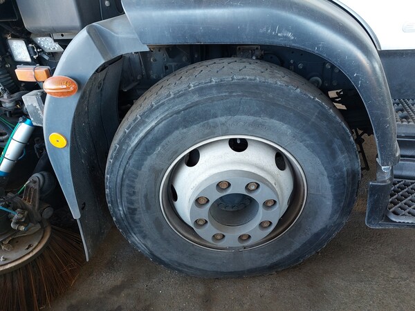 9#7528 Autoveicolo Iveco in vendita - foto 6