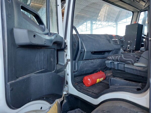 9#7528 Autoveicolo Iveco in vendita - foto 12