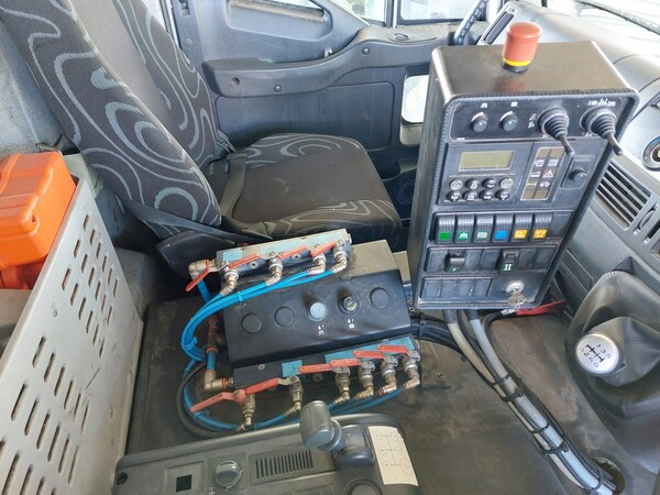 9#7528 Autoveicolo Iveco in vendita - foto 17