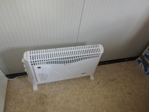 4#7532 Attrezzature ufficio e carrelli in vendita - foto 21