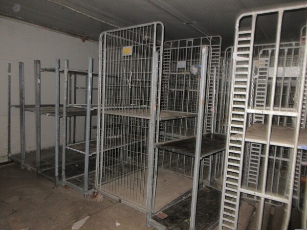 4#7532 Attrezzature ufficio e carrelli in vendita - foto 25
