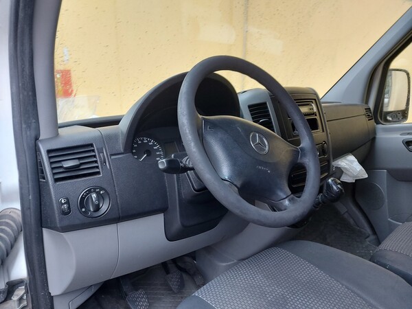 14#7533 Furgone coibentato Mercedes in vendita - foto 11