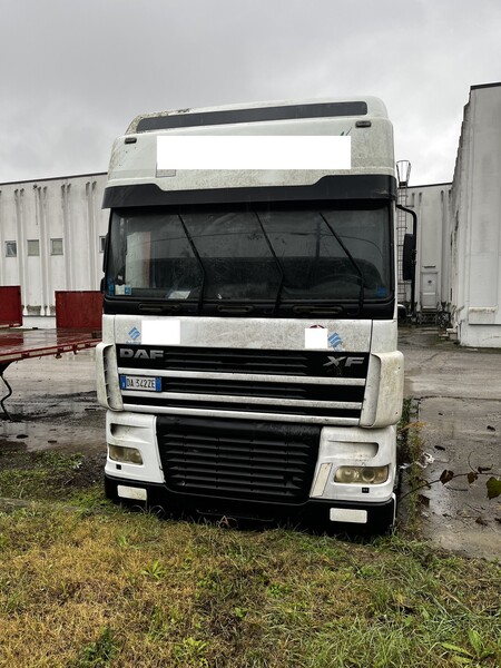 1#7545 Trattore stradale Daf e semirimorchi CCFC in vendita - foto 35