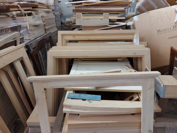 1#7553 Arredamento in legno in vendita - foto 5