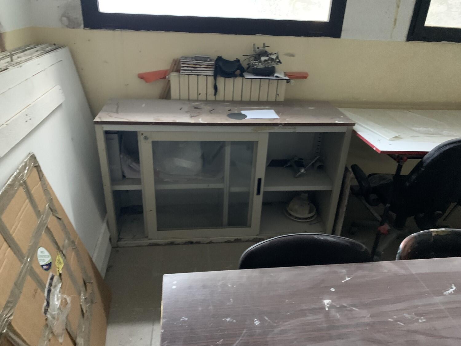 Lot Office furniture