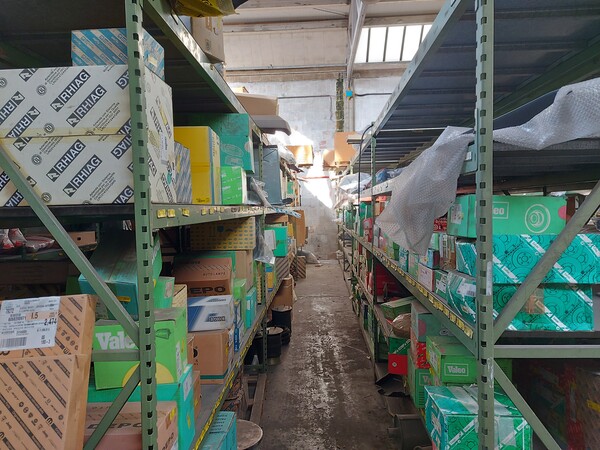 1#7555 Magazzino ricambi per carrozzeria in vendita - foto 7