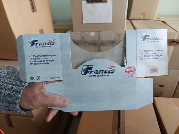 31#7556 Attrezzatura subacquea e imballaggi in vendita - foto 25